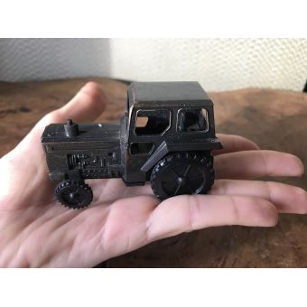 Apontador de metal  Jeep